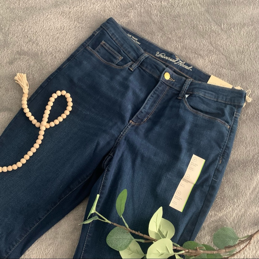 Universal Thread Target blue jeans NWT